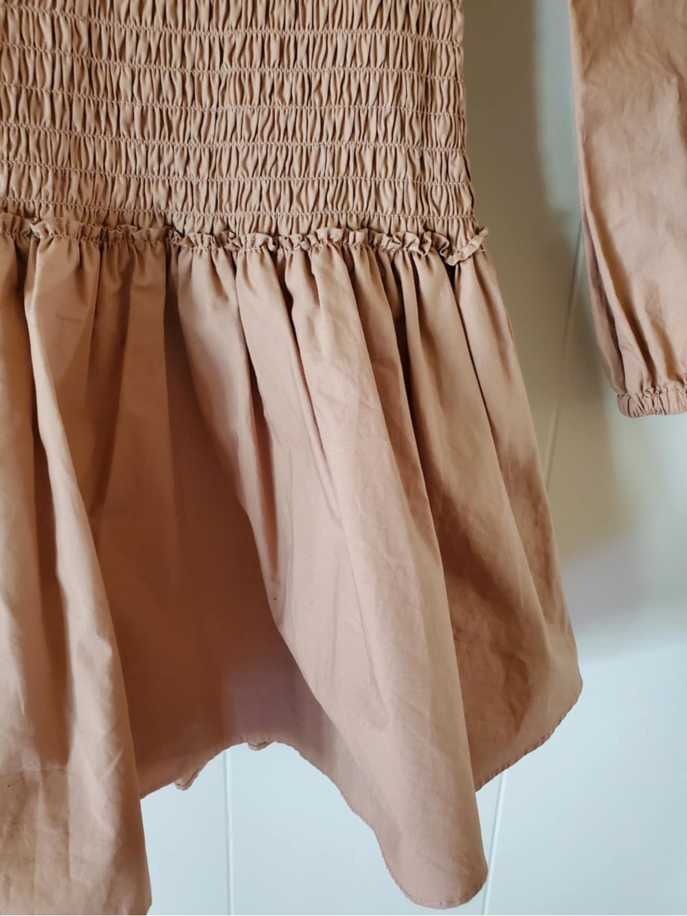 A.L.C. Kora Smocked Puff-Sleeve Dress Tan Size 2 - Picture 5 of 7